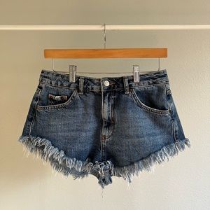 Topshop Moto Kiri Denim Frayed Shorts Size 8 US